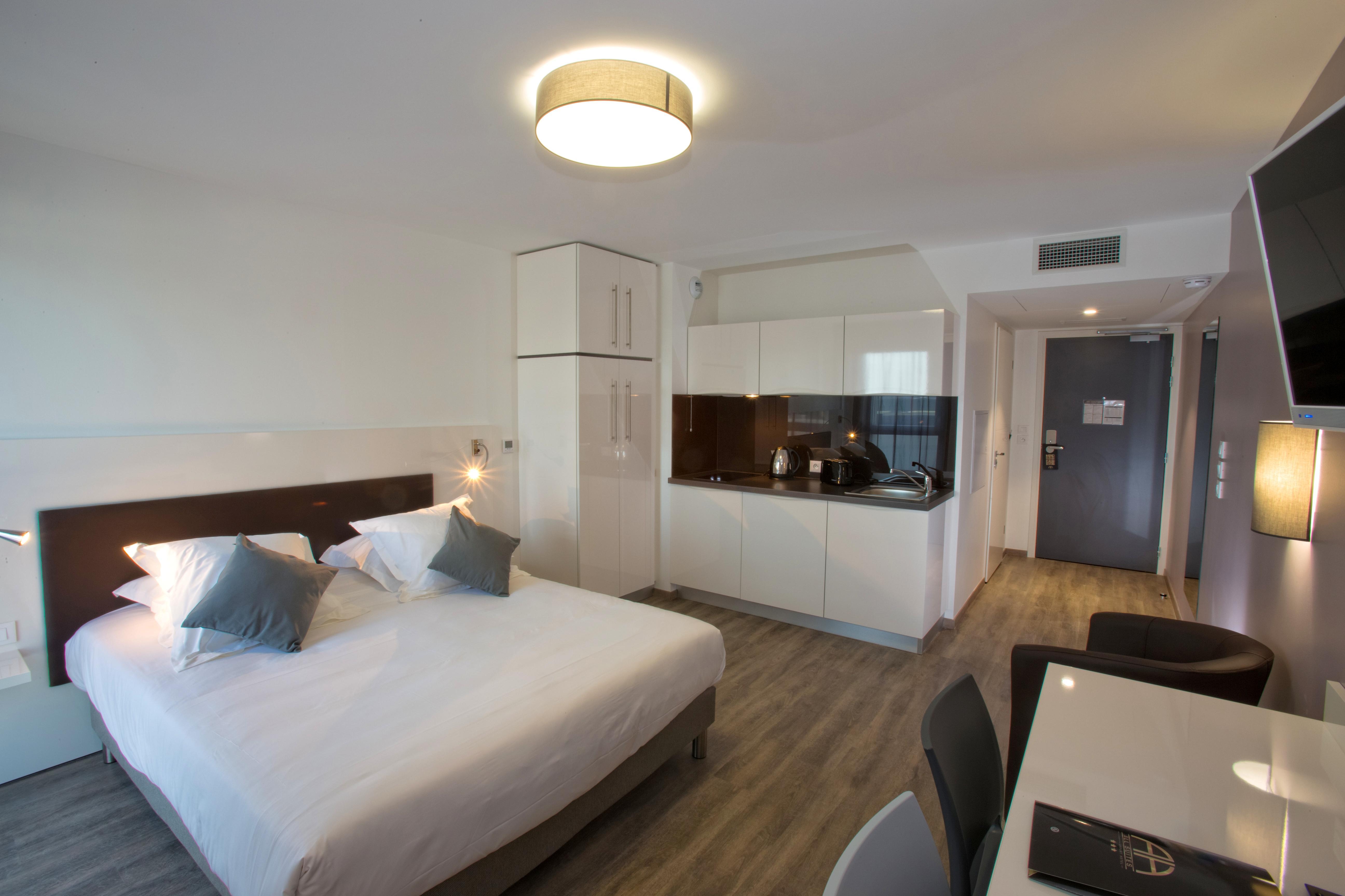 All Suites Appart Hotel Bordeaux Пессак Екстер'єр фото
